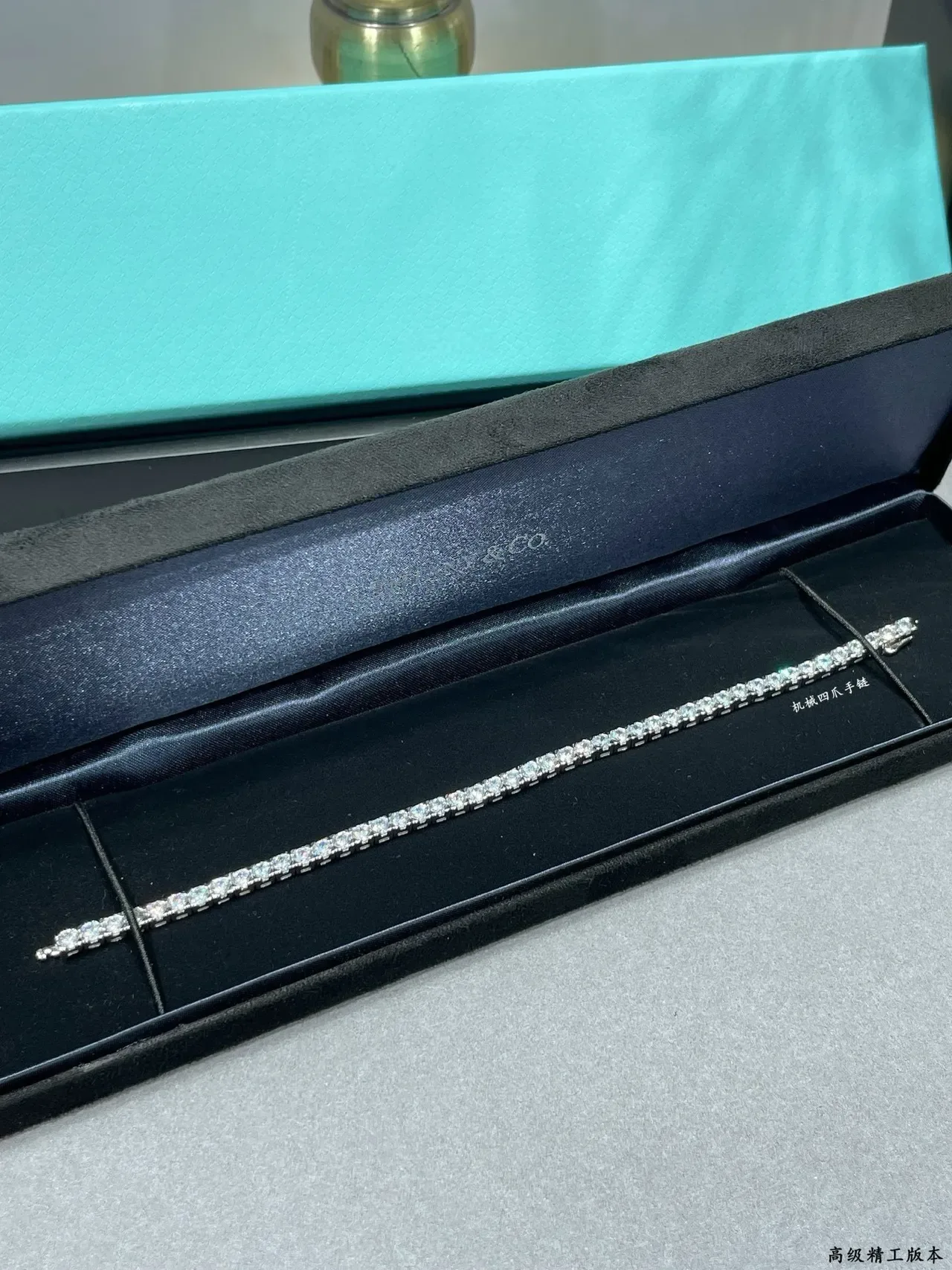Tiffany & Co. 网球手链 银白色 镶嵌圆形钻石 刚性手镯 8