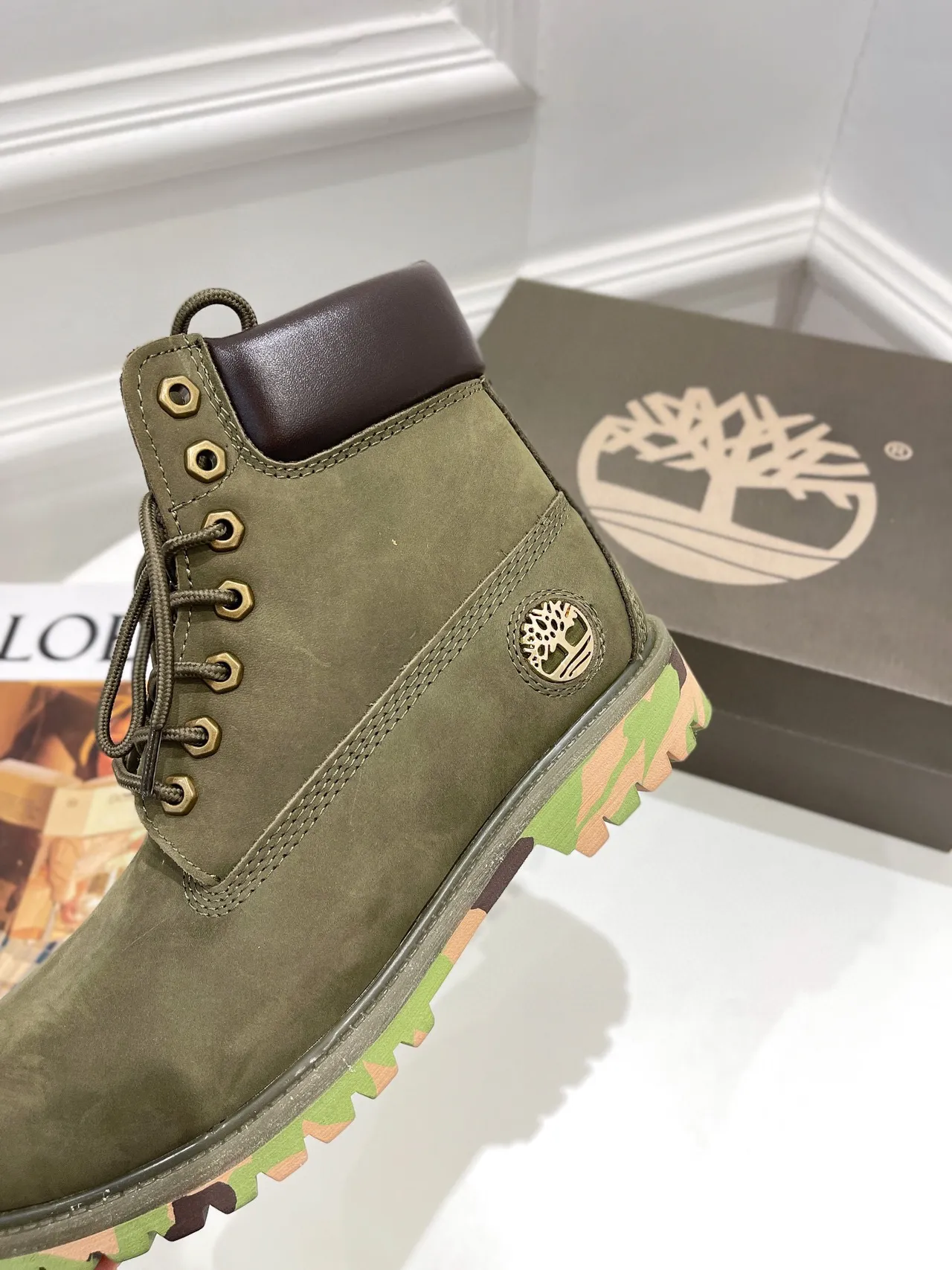 Timberland 军绿色 棕色 橄榄色 麂皮鞋面 填充皮领 工作靴 4