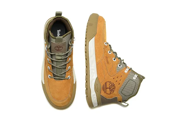 Timberland टैन और ओलिव ग्रीन सूड ट्रेकिंग जूते 5