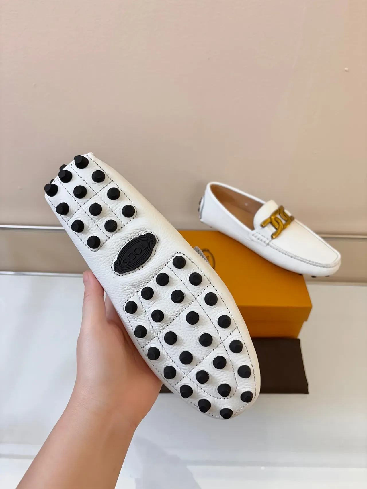 Tod's Double T सफेद दबी हुई चमड़ी लोफर 5
