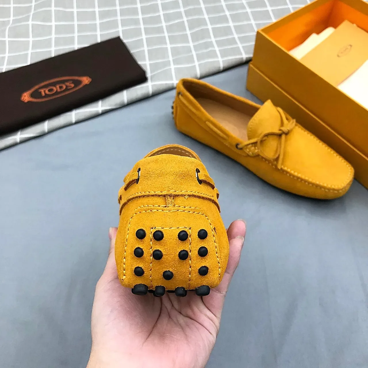 Tod's 黄色米色麂皮乐福鞋 蝴蝶结 6