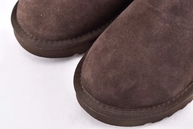 UGG Classic Mini বাদামি সুড শিয়ারলিং লাইন্ড স্নো বুট 4