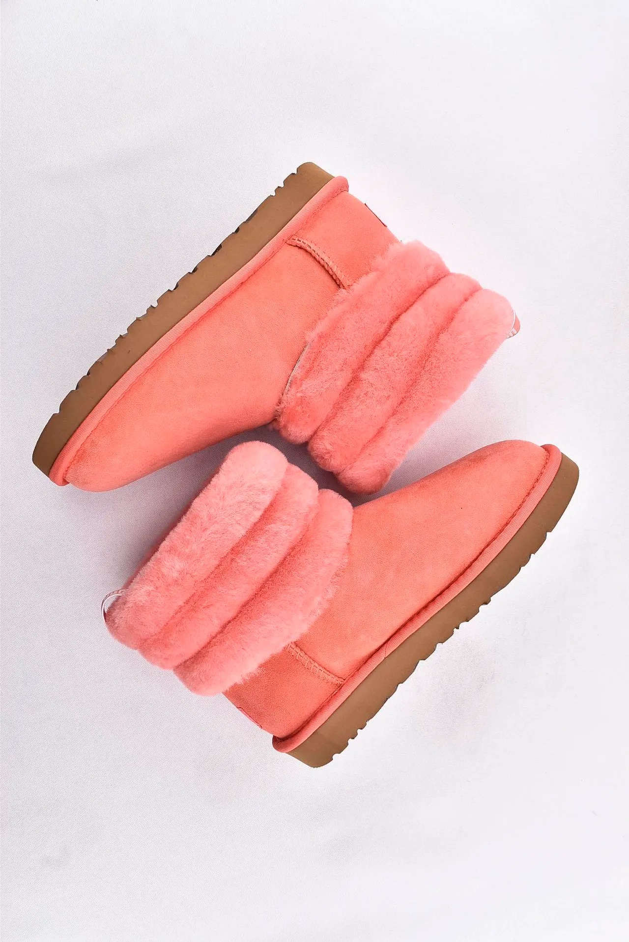 UGG Fluff Mini क्विल्टेड कॉरल पिंक बर्फीली बूट 12