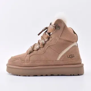 UGG حذاء ثلجي عالي القدمين من جلد الغنم مبطن بالصوف