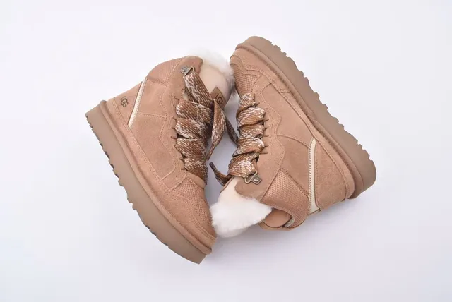 UGG Bottine de Neige en Daim à Doublure de Pelage 4