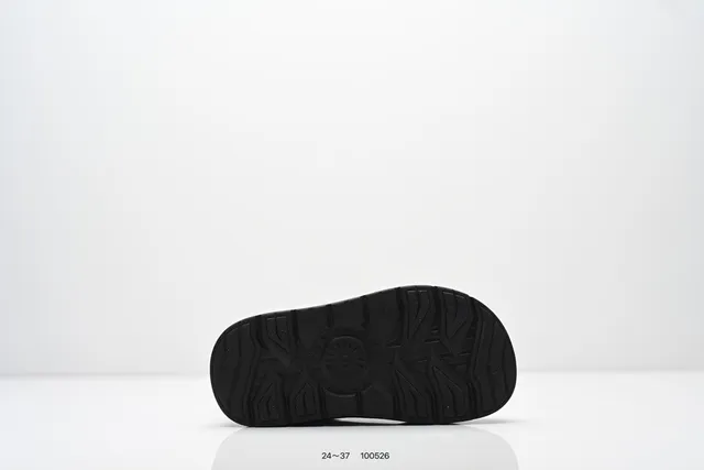 UGG Tasman حذاء ثلج أسود بيج قصير الشافط إغلاق بسحب الشريط 10