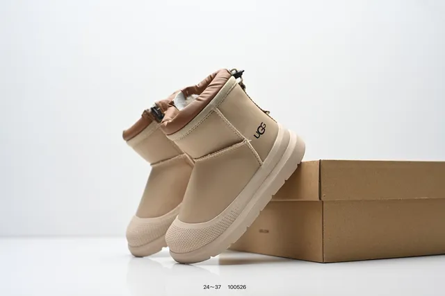 UGG Tasman حذاء ثلج أسود بيج قصير الشافط إغلاق بسحب الشريط 20