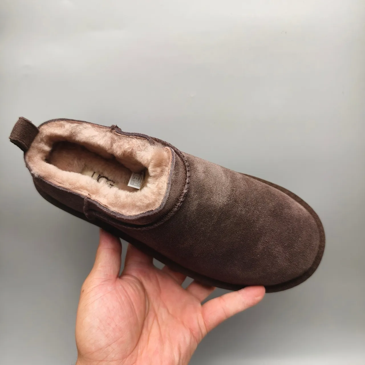 UGG Tasman 棕色麂皮羊毛内里雪靴 7