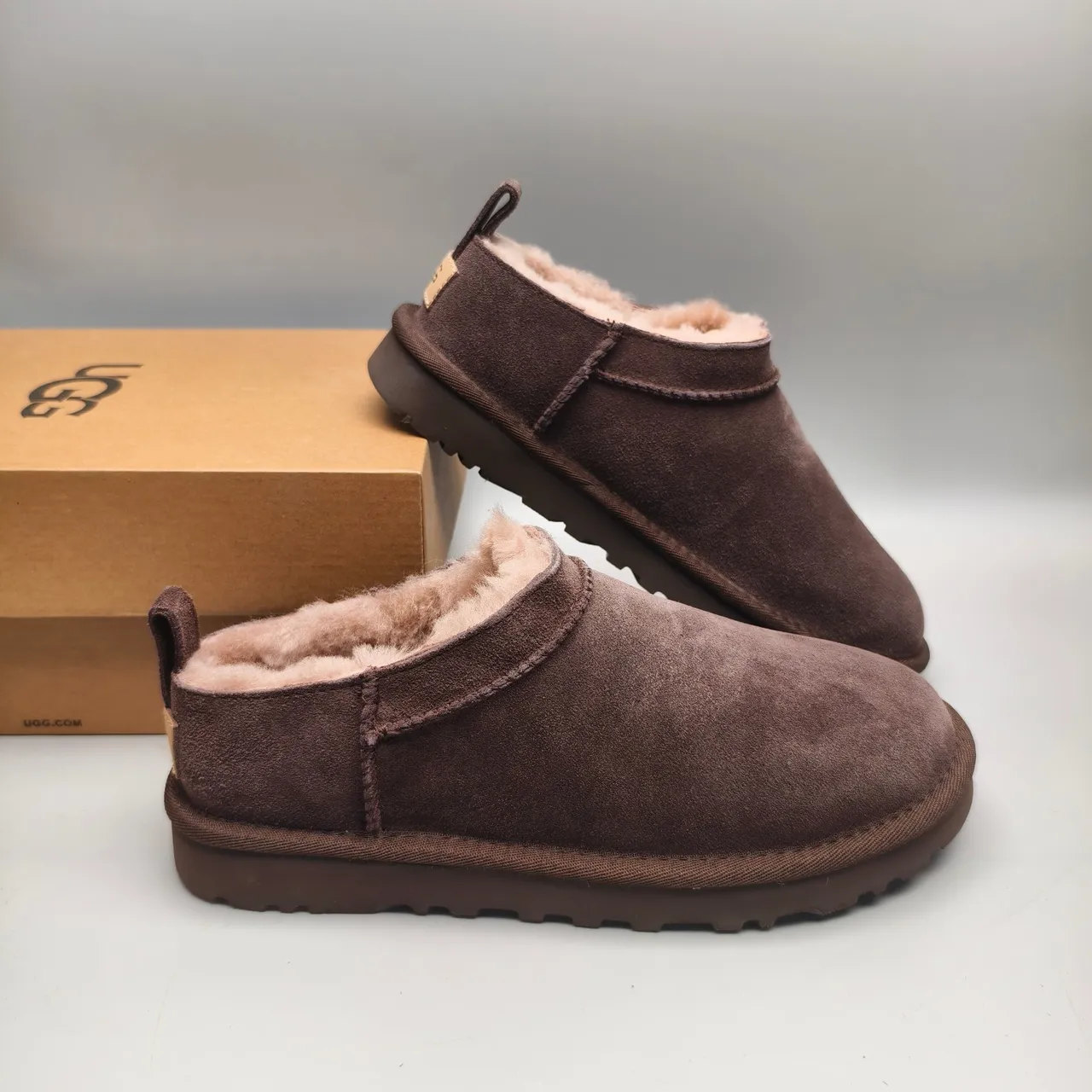 UGG Tasman 棕色麂皮羊毛内里雪靴 5