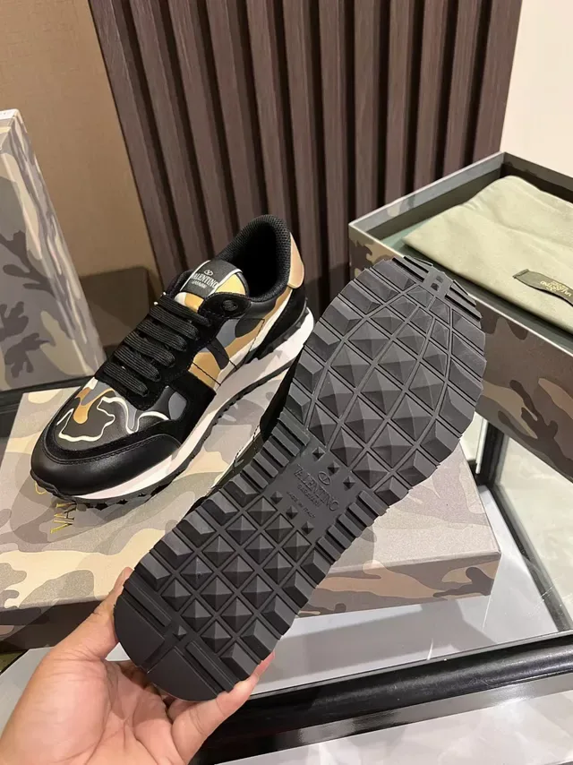 Valentino Garavani Sneakers Lifestyle com Impressão Camuflada 3