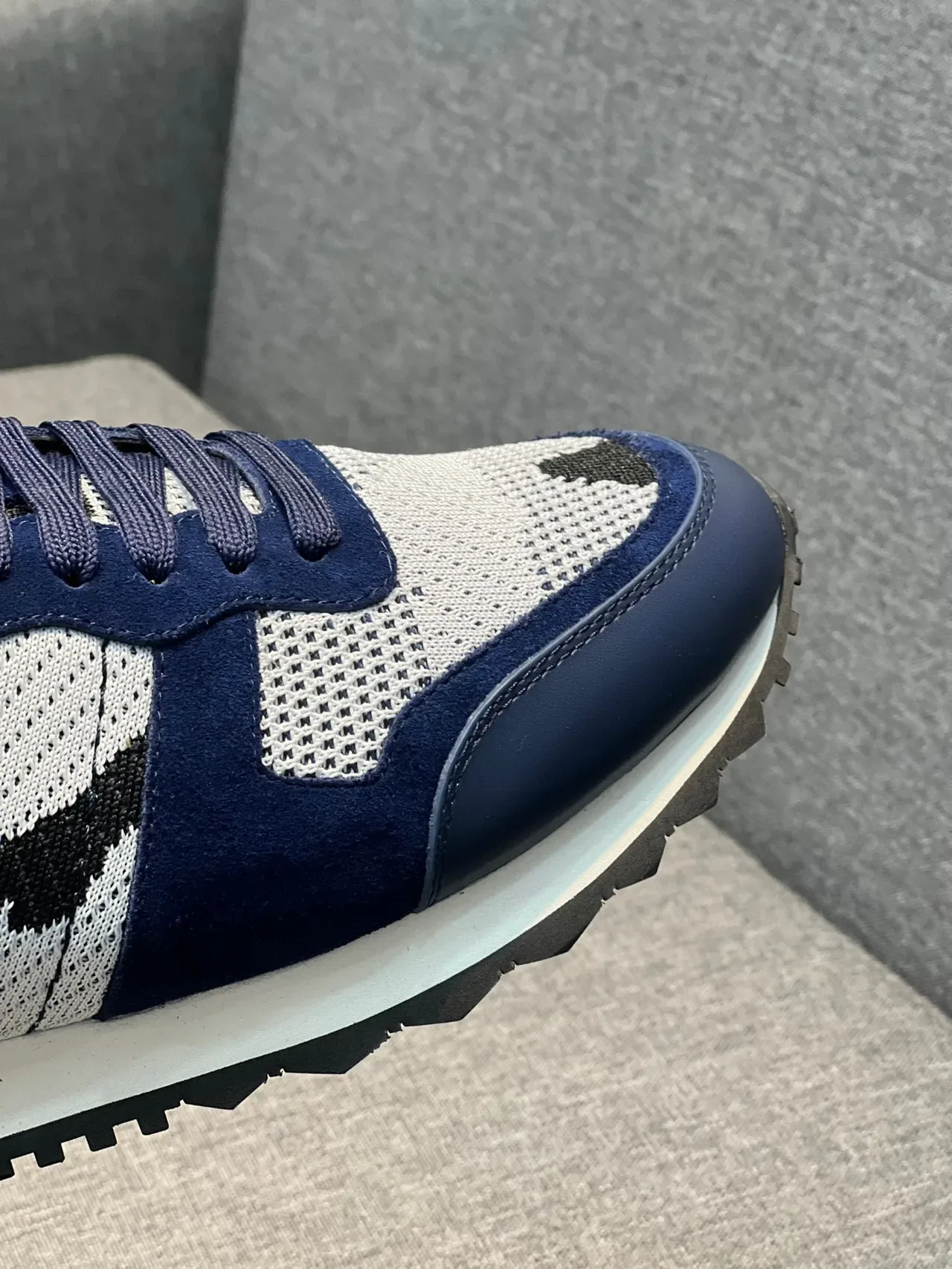 Valentino Navy White Mixed-Material Upper Mesh And Suede Panels Lifestyle Sneakers 3