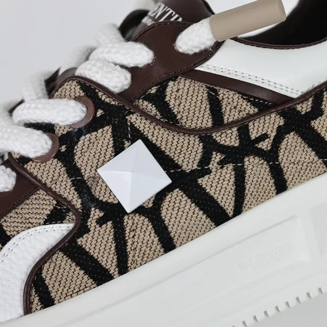 Valentino Open White Brown Monogram Jacquard Upper Geometric Midsole Lifestyle Sneakers 6
