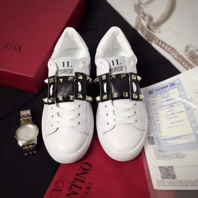 Valentino Rockstud Untitled White and Black Studded Lifestyle Sneakers 2