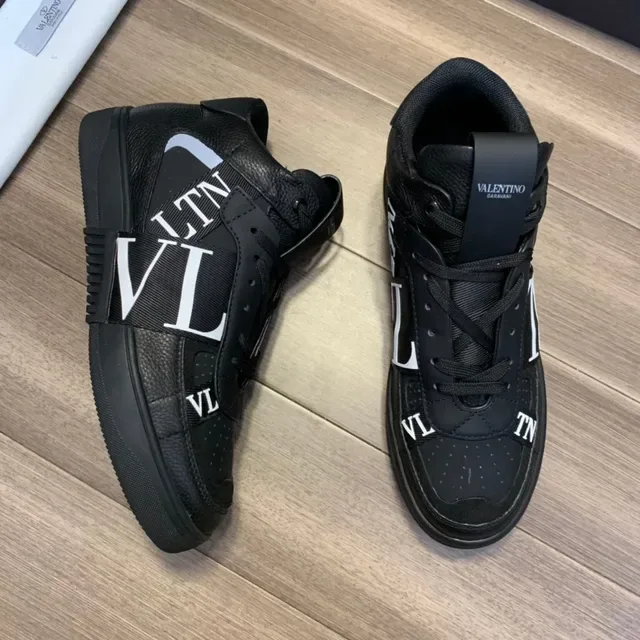 Valentino VLTN Sneakers Lifestyle Negro Logo 7