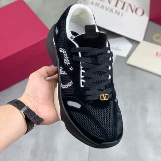 Valentino VLTN কালো মেশ সুয়েড চাঙ্কি স্নিকার্স
