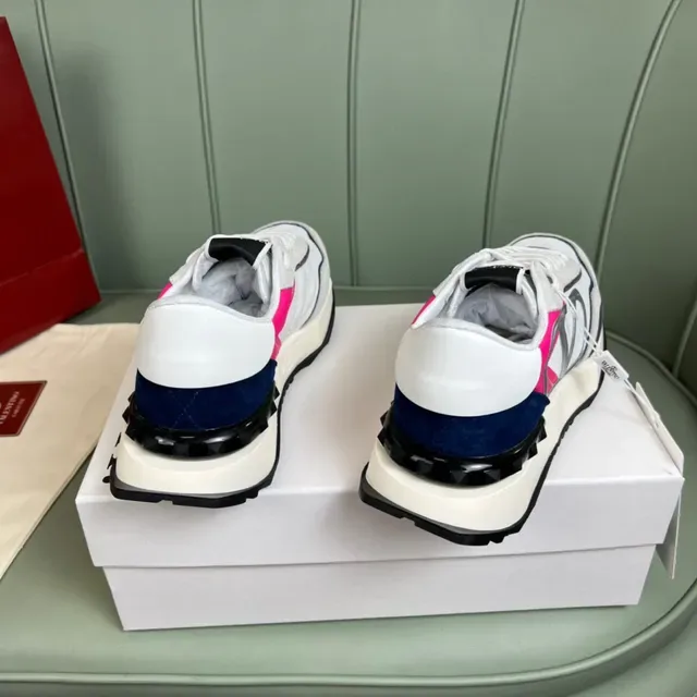 Valentino VLTN Runner 白色粉色海军生活方式运动鞋 6