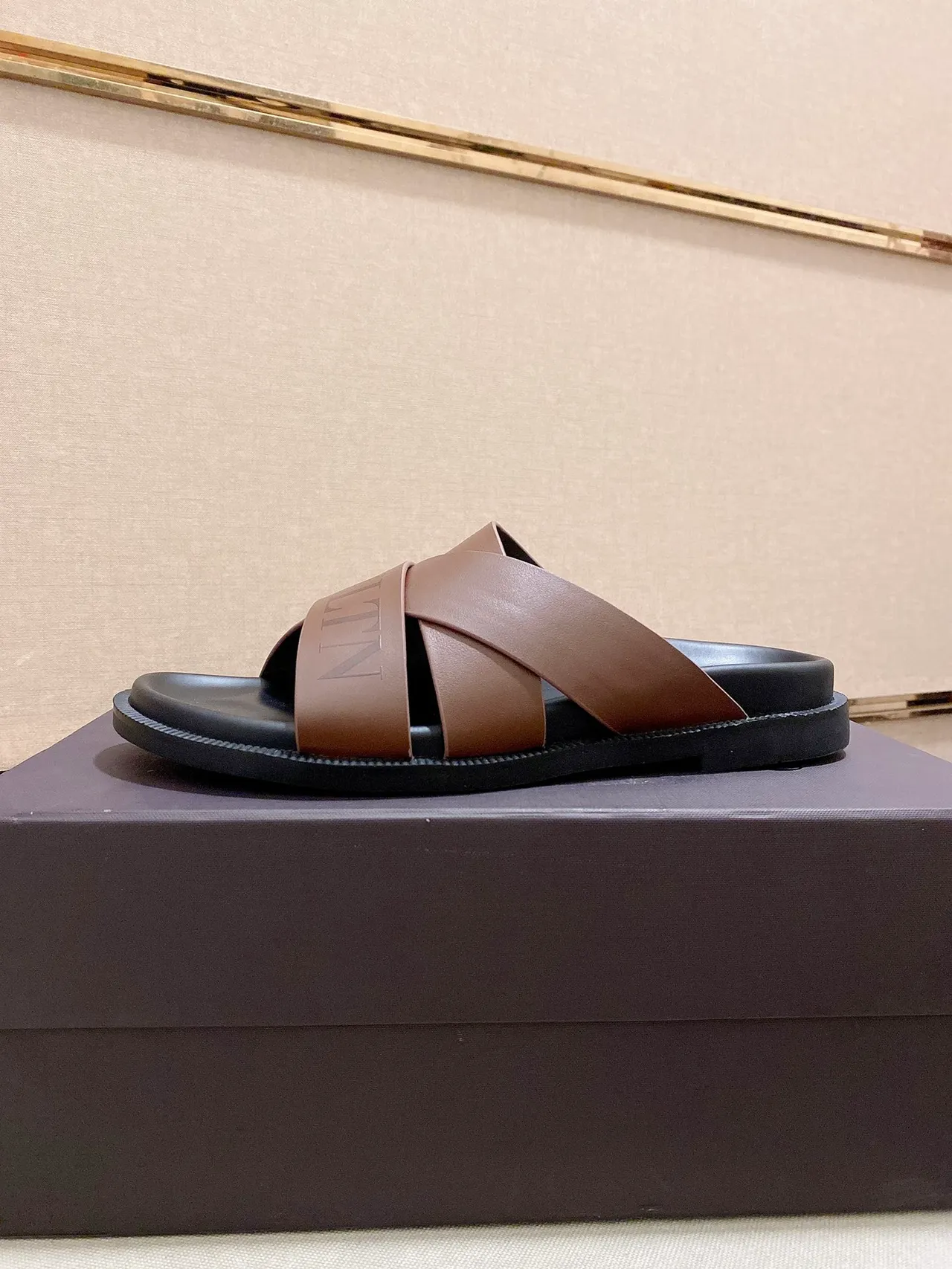 Valentino VLTN Slide Black Navy Brown chaussons 9