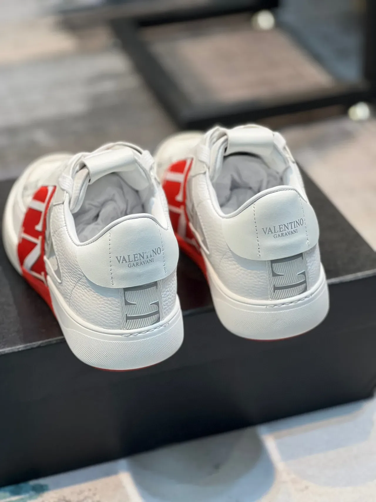 Valentino VLTN Sneaker White Red Lifestyle Sneakers 2