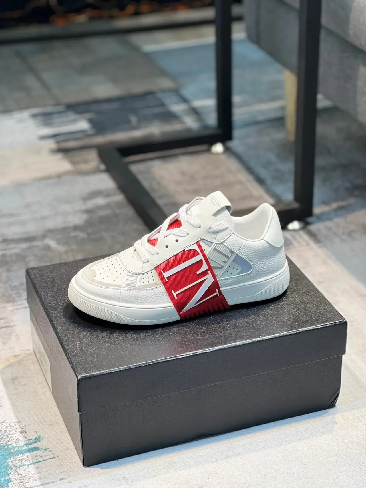 Valentino VLTN Sneaker White Red Lifestyle Sneakers 9