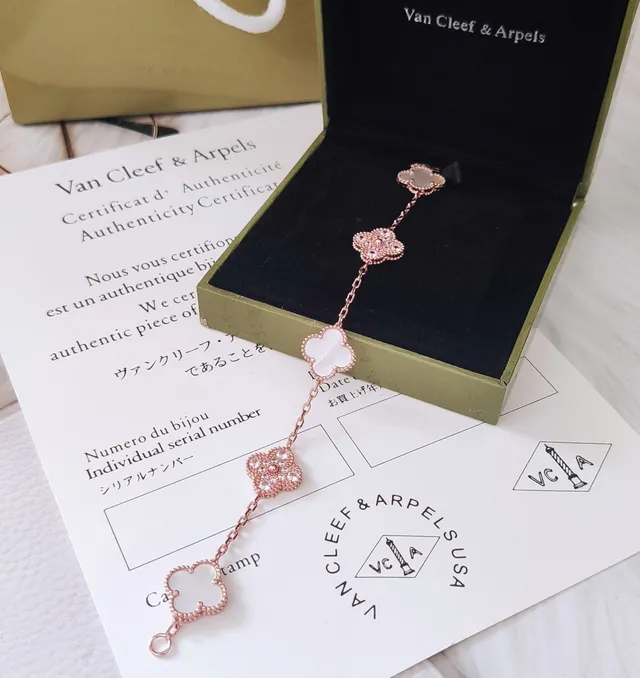 Van Cleef & Arpels Alhambra Or Rose Mère-de-perle et Cristaux Pavé Bracelet 6