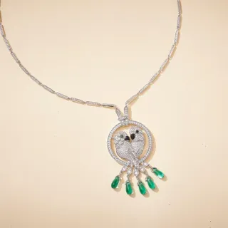 Van Cleef & Arpels Two Birds ডায়মন্ড এবং ইমারল্ড পেন্ডেন্ট নেকলেস