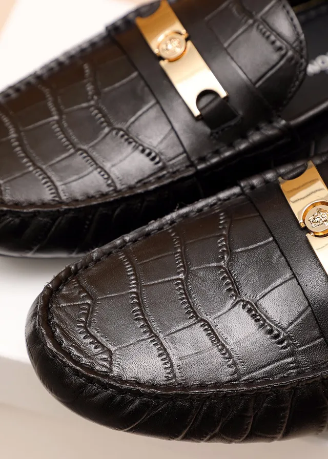 Versace Black Gold Crocodile-Embossed Leather Medusa-Bar Buckle Loafer 4