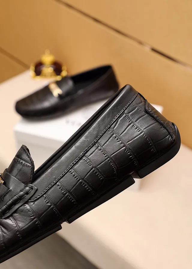 Versace Black Gold Crocodile-Embossed Leather Medusa-Bar Buckle Loafer 5