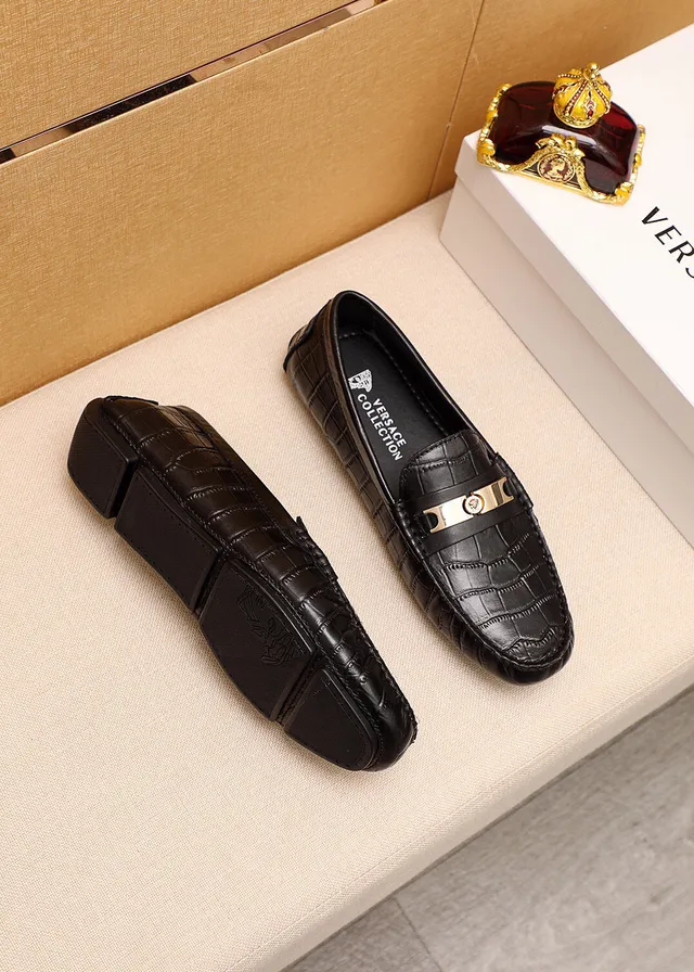 Versace Black Gold Crocodile-Embossed Leather Medusa-Bar Buckle Loafer 9