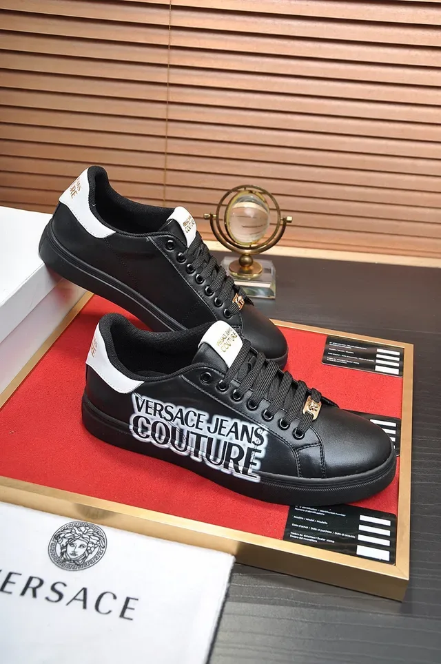Versace Chain Reaction Preto Dourado Couro Superior Medusa Hardware Lifestyle Sneakers 4