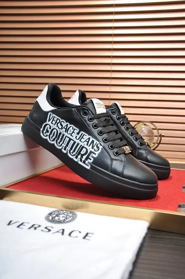 Versace Chain Reaction Preto Dourado Couro Superior Medusa Hardware Lifestyle Sneakers 8
