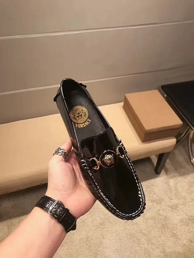 Versace Chain Reaction Glossy Black Medusa Horsebit Loafers 9