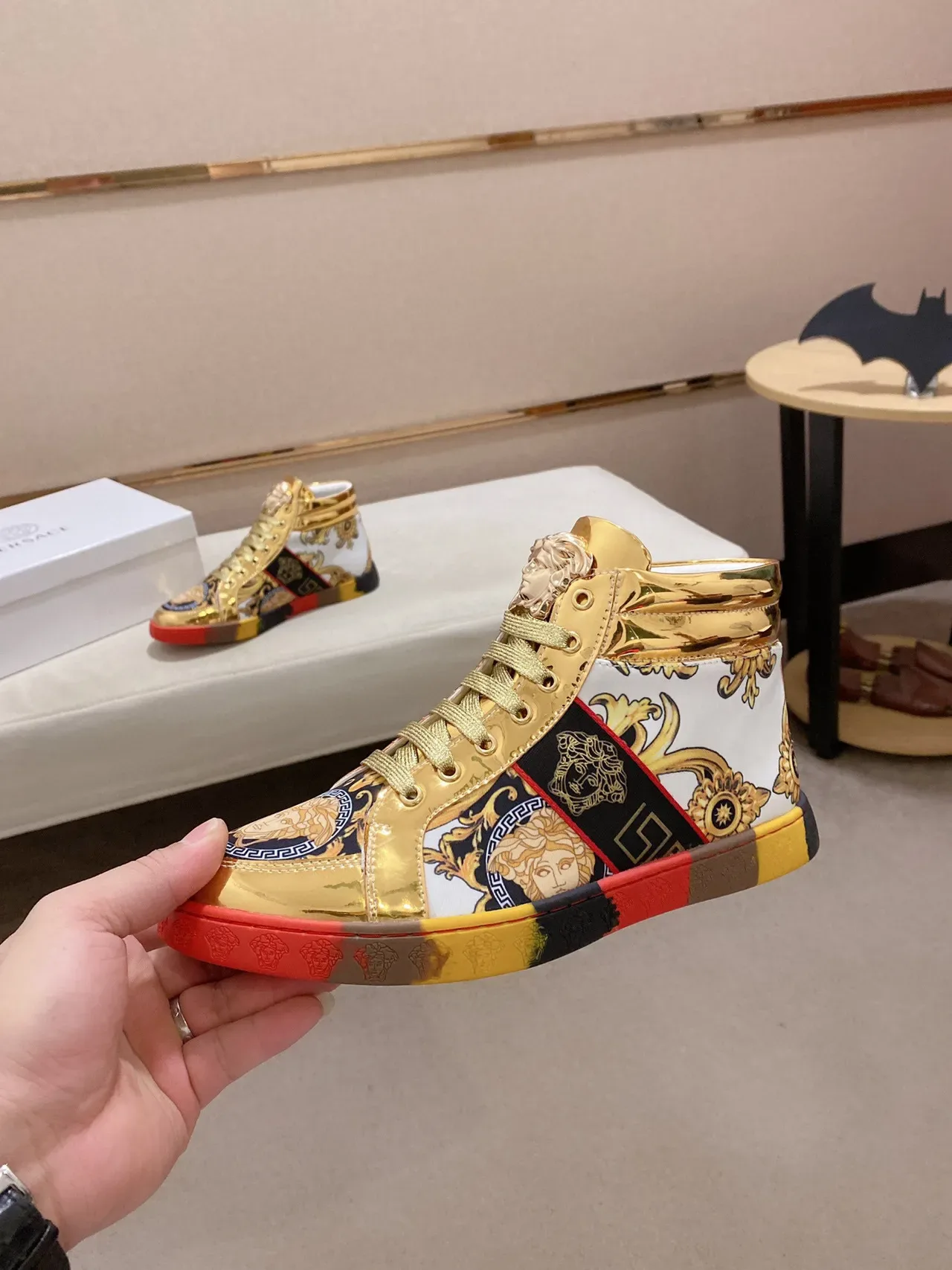 Versace Chain Reaction সোনালী Medusa Baroque Print লাইফস্টাইল স্নিকার 8
