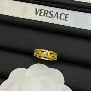 Versace Greca Odissea Bague Incrustée de Cristaux Dorée