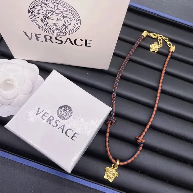 Versace Medusa Charm 棕色与海军蓝 编织皮革绳项链 4