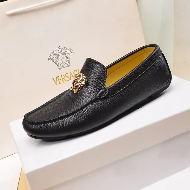 Versace Medusa Head Noir Doré Cuir Pebbled Hardware Loafer 5