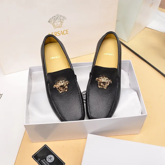 Versace Medusa Head Noir Doré Cuir Pebbled Hardware Loafer 8