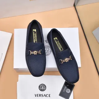Versace 海军蓝金粒面皮 Medusa 马衔扣乐福鞋