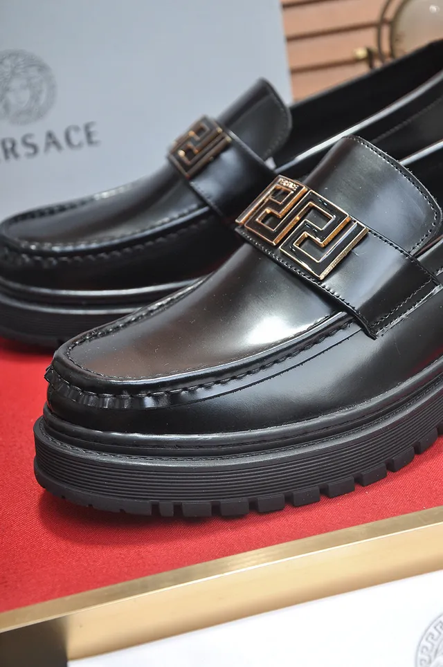 Versace Odissea Negro Dorado Cuero Pulido Hebilla de Metal Greca Loafer 8