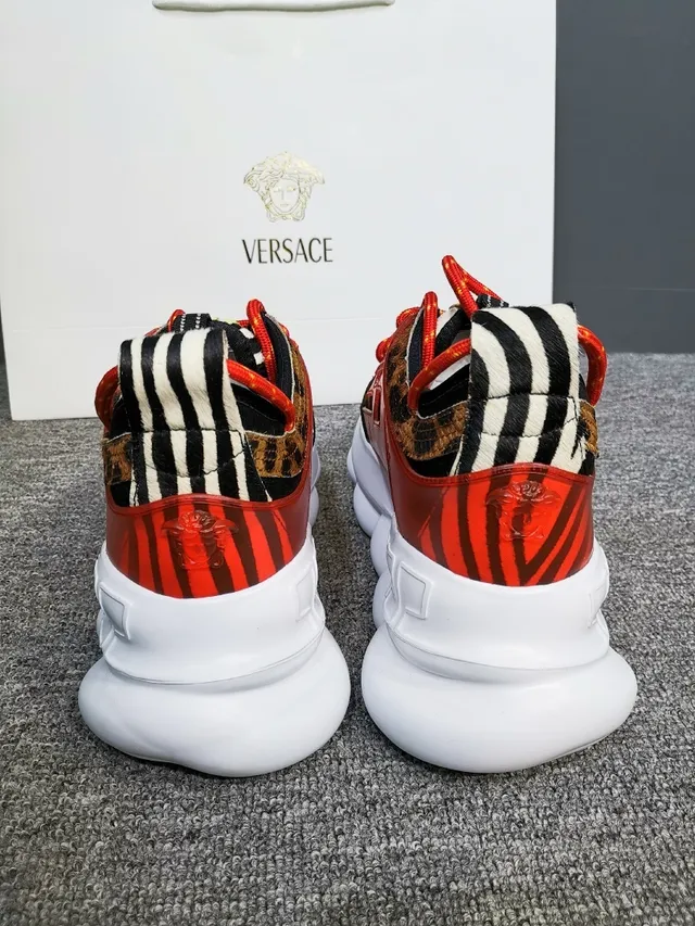 Versace 红色多色雕塑鞋底豹纹鞋面厚底运动鞋 3
