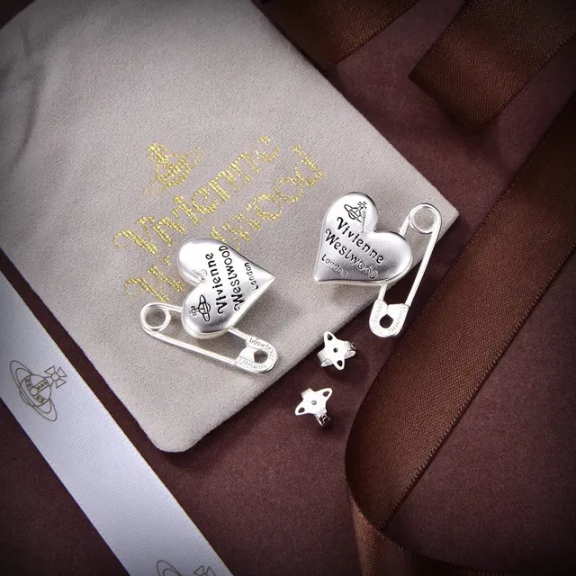 Vivienne Westwood 球形心安全别针耳环 5