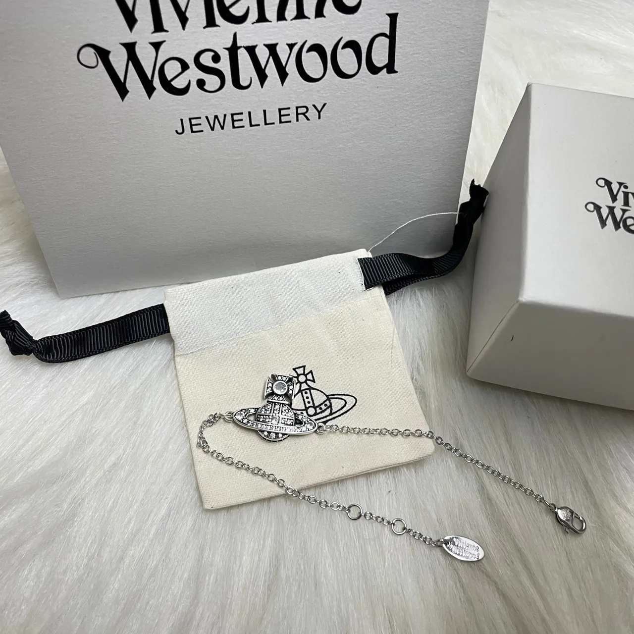 Vivienne Westwood 球形银粉色主题 Pavé 水晶 镶嵌 耳环 7