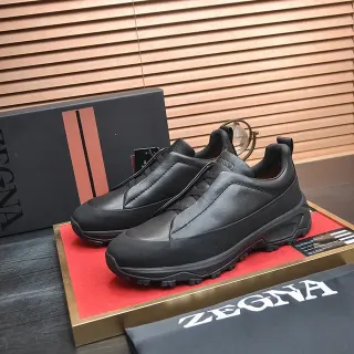 Zegna काला स्लिप-ऑन कंस्ट्रक्शन लोचदार साइड पैनल लाइफस्टाइल स्नीकर