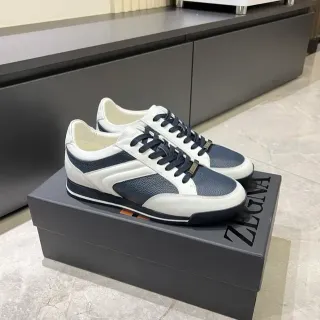 Zegna दो टोन लेदर नेवी और व्हाइट लाइफस्टाइल स्नीकर्स