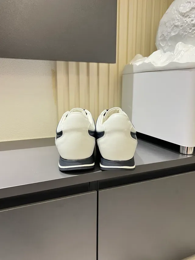 Zegna 双色皮革 海军蓝与白色生活方式运动鞋 2