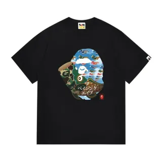 تي شيرت أسود A Bathing Ape بطباعة جرافيك كامو Koinobori