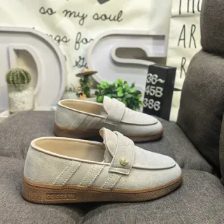 Adidas বেইজ ব্রাউন সুয়েড উপর স্ট্র্যাপ ক্লোজার লুফার