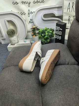 Adidas Beige Marrom Camurça Superior Fechamento com Alça Mocassim 6