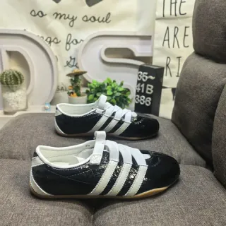Adidas أسود أبيض بدون لاسليس إغلاق حزام براءة اختراع علوي ستايل حياة أحذية رياضية