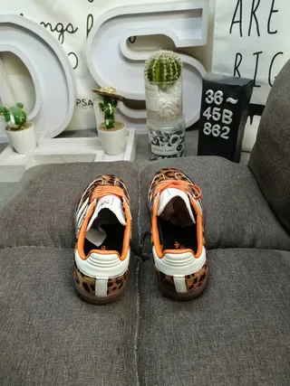 Adidas حذاء أسلوب حياة بني برتقالي مطبوعة الفهد في الجزء العلوي لمسات 8