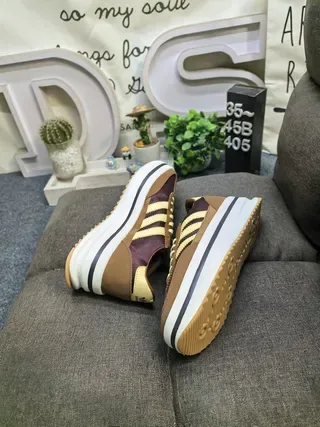 Adidas Tênis Lifestyle Cor Burdeos Marrom Sola de Plataforma Painel Lateral de Três Listras 6